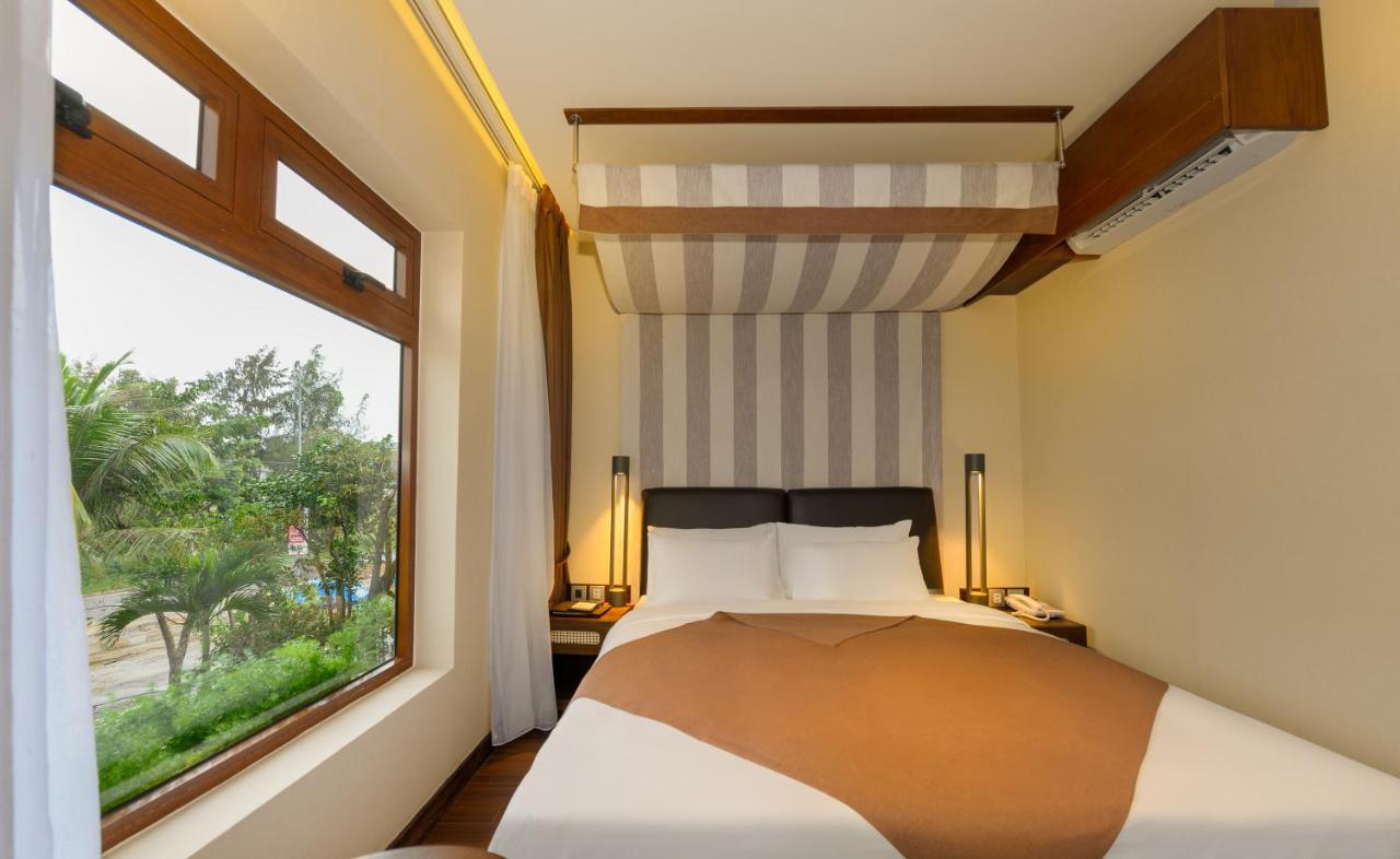 The Blossom Hoi An Ocean Front Hotel & Spa Exterior photo