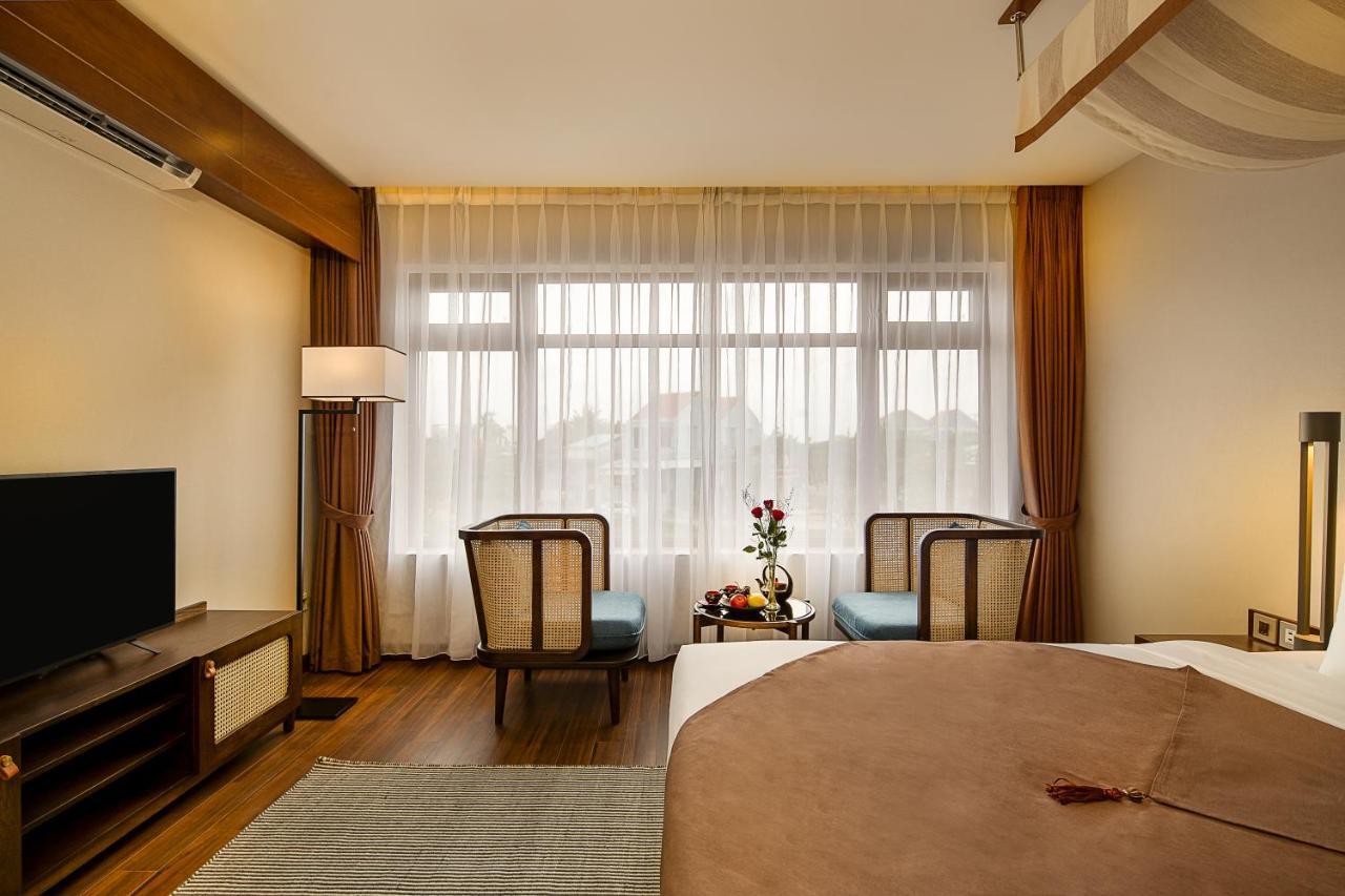 The Blossom Hoi An Ocean Front Hotel & Spa Exterior photo