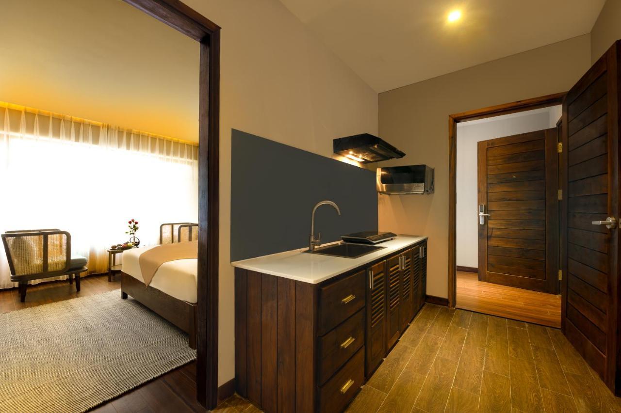 The Blossom Hoi An Ocean Front Hotel & Spa Exterior photo