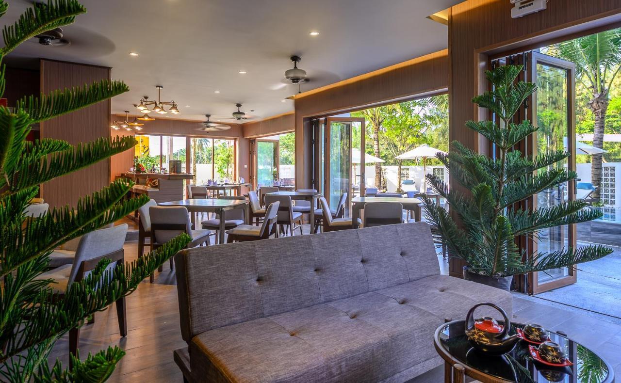 The Blossom Hoi An Ocean Front Hotel & Spa Exterior photo